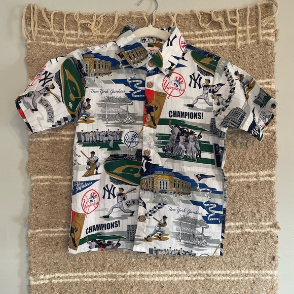 Yankees 100% Cotton Kids Button Down T-shirt - Picture 2 of 6